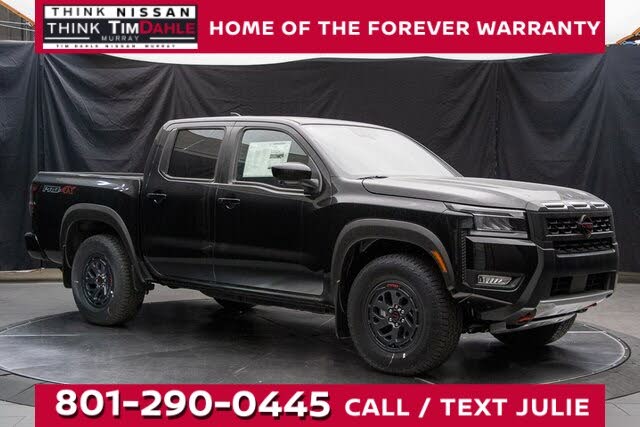 2025 Nissan Frontier PRO-4X Crew Cab 4WD