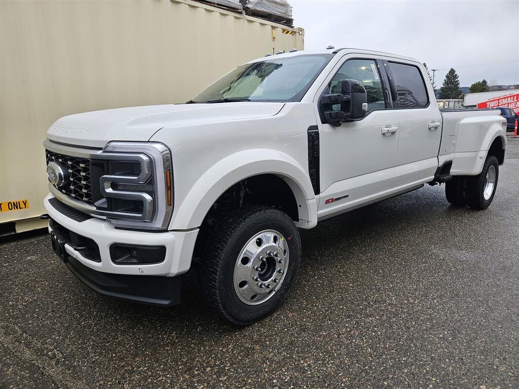 2026 Ford F-450 Super Duty Platinum Crew Cab LB DRW 4WD