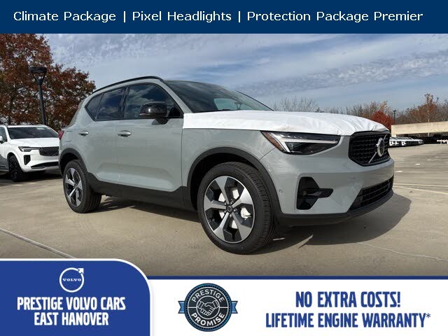 2026 Volvo XC40 B5 Plus AWD