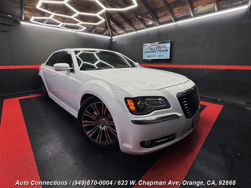 2012 Chrysler 300 S V6 RWD