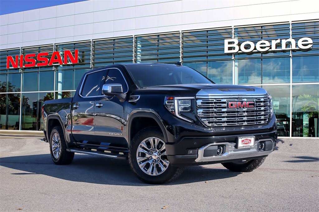 2023 GMC Sierra 1500 Denali Crew Cab 4WD