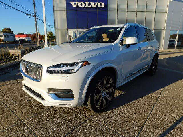 2023 Volvo XC90 B6 Ultimate Bright Theme 7-Passenger AWD