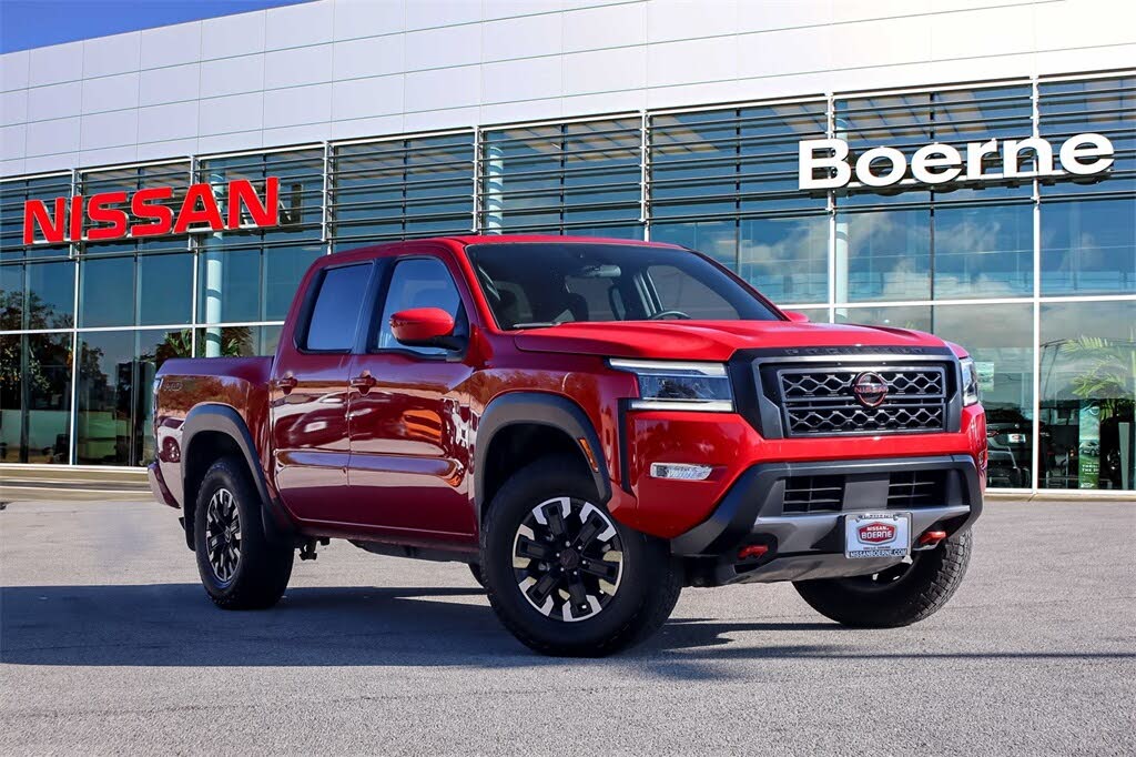 2024 Nissan Frontier PRO-4X Crew Cab 4WD