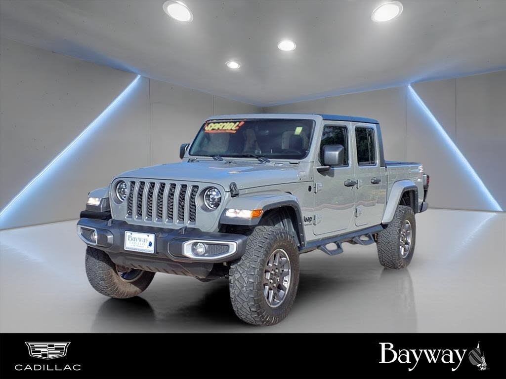 2020 Jeep Gladiator Sport Altitude Crew Cab 4WD