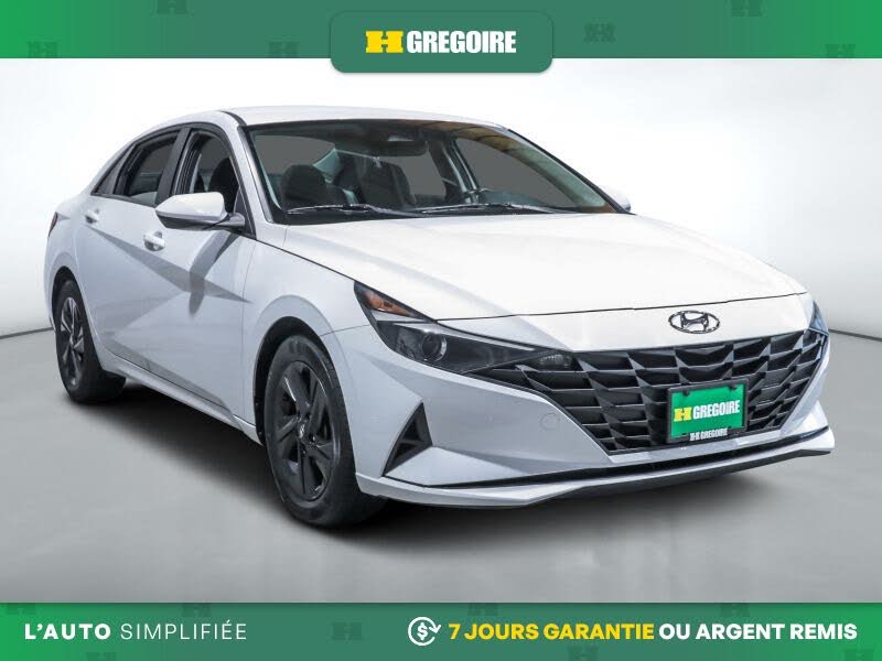 2022 Hyundai Elantra Preferred FWD