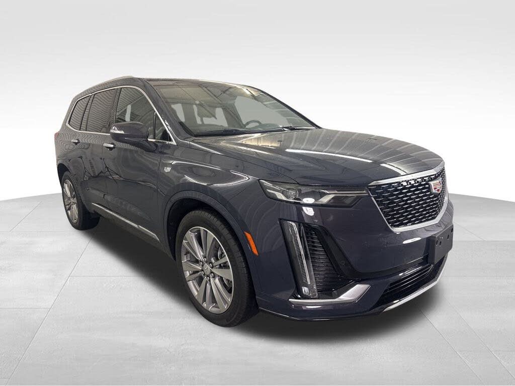 2025 Cadillac XT6 Premium Luxury FWD
