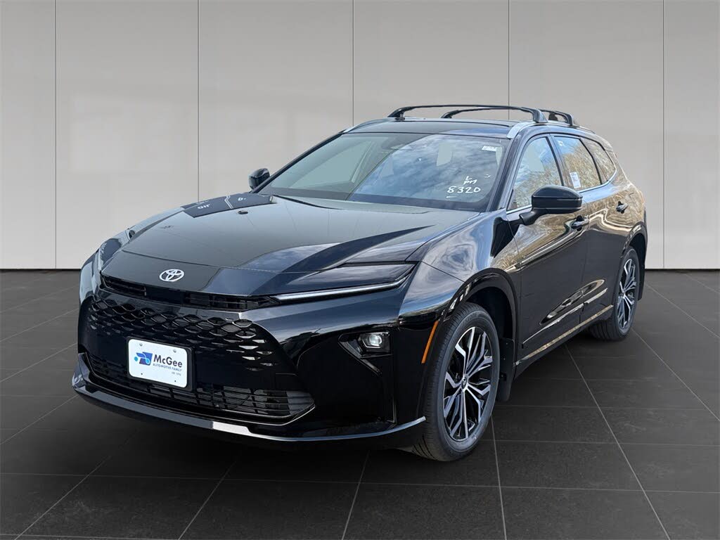 2025 Toyota Crown Signia XLE AWD