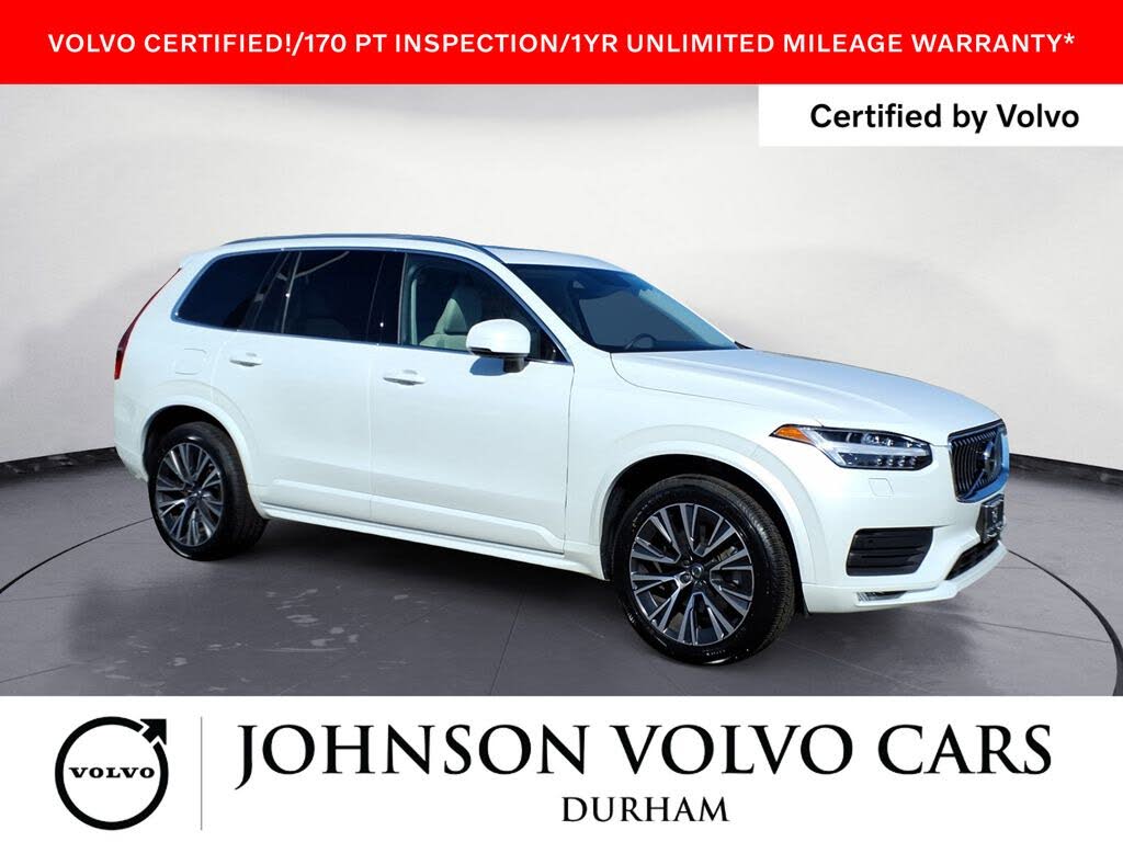 2022 Volvo XC90 T6 Momentum 7-Passenger AWD