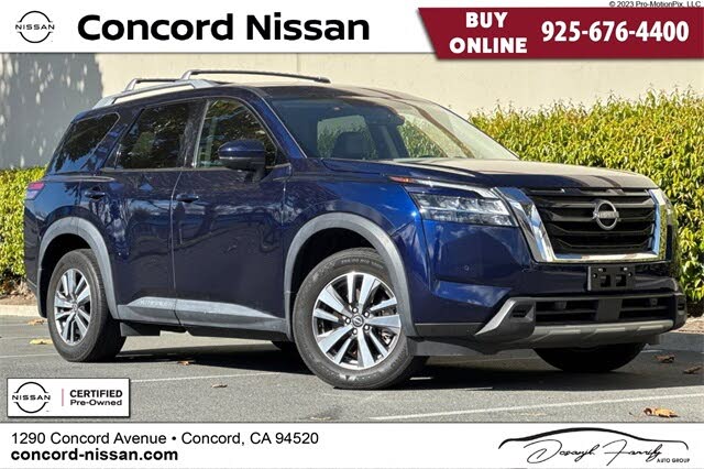 2023 Nissan Pathfinder SL FWD