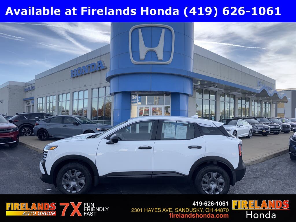 2025 Nissan Kicks S AWD