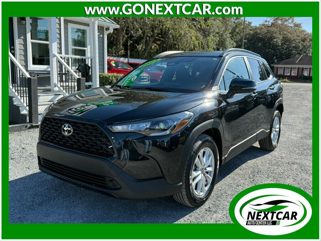 2025 Toyota Corolla Cross LE FWD