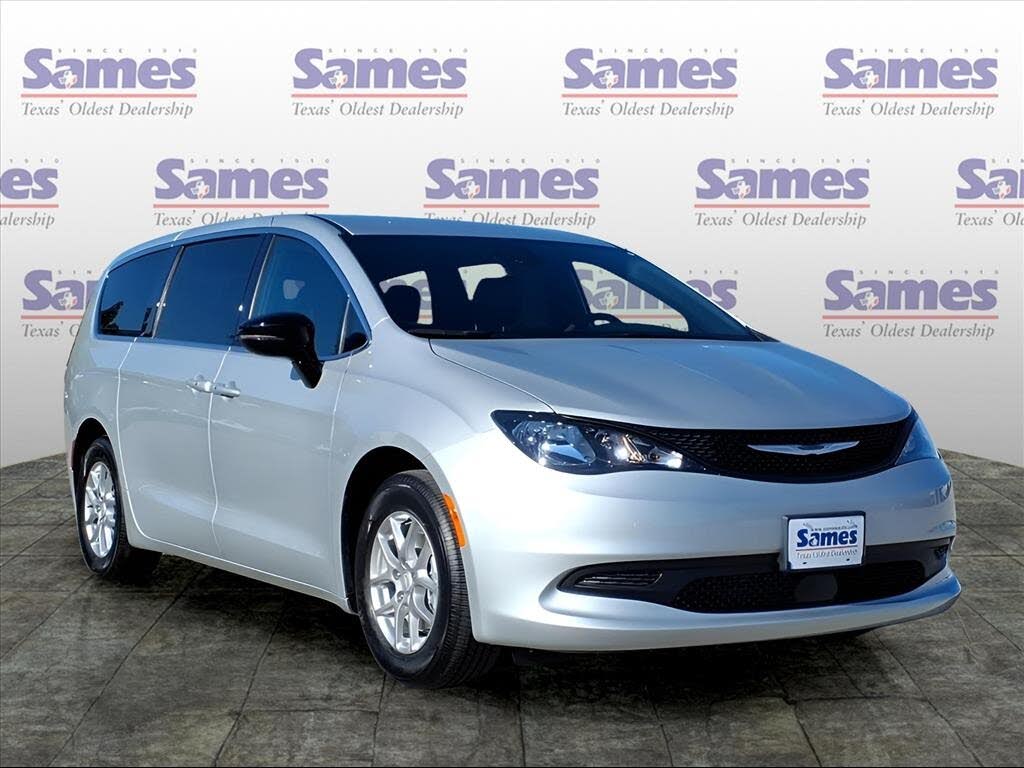 2026 Chrysler Voyager LX FWD