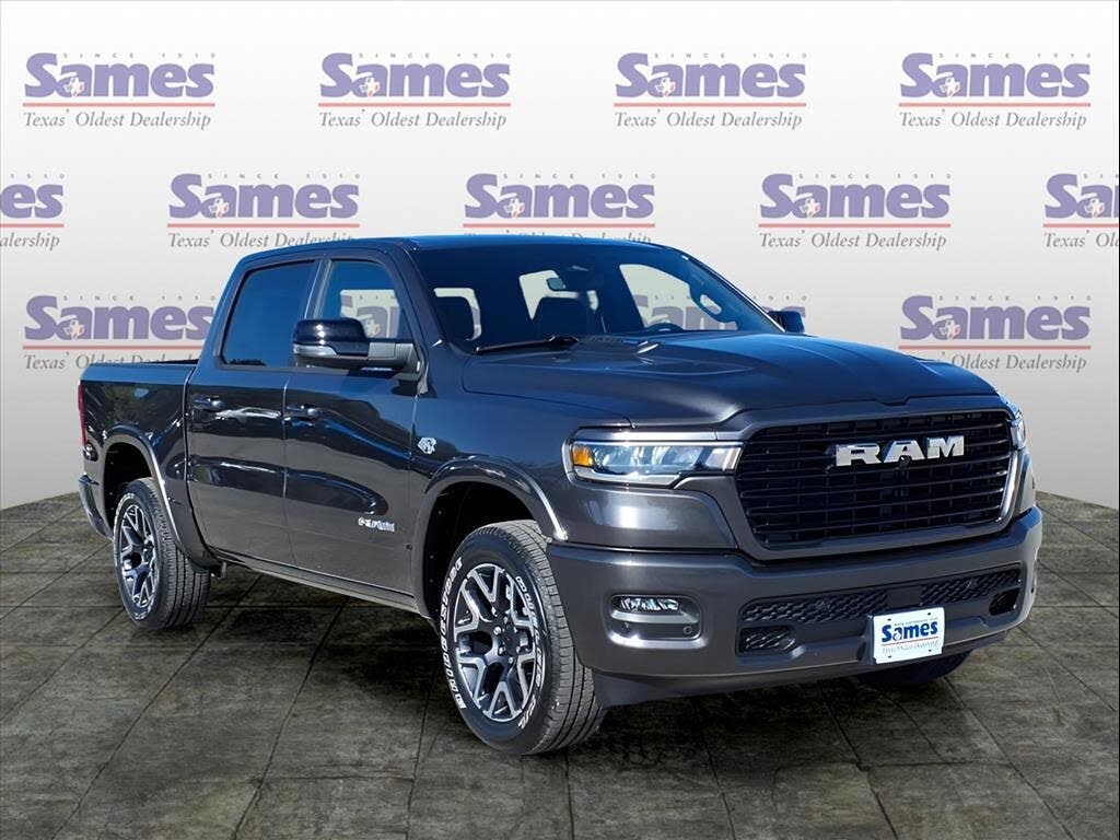 2026 RAM 1500 Laramie Crew Cab 4WD