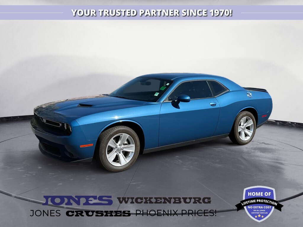 2023 Dodge Challenger SXT RWD