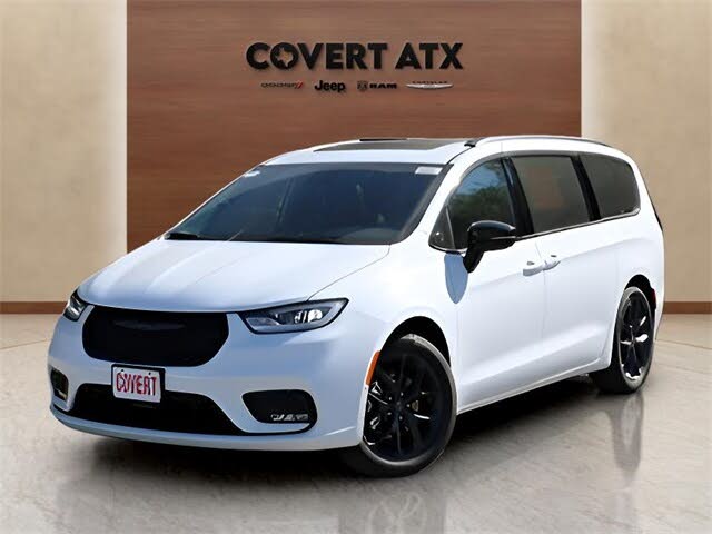 2026 Chrysler Pacifica Limited FWD