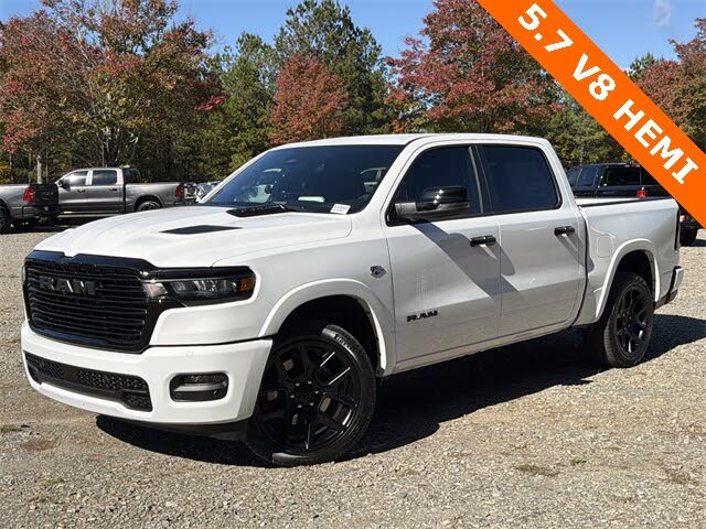 2026 RAM 1500 Laramie Crew Cab 4WD