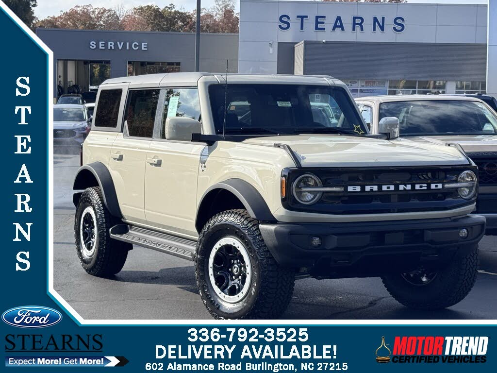 2025 Ford Bronco Outer Banks 4-Door 4WD
