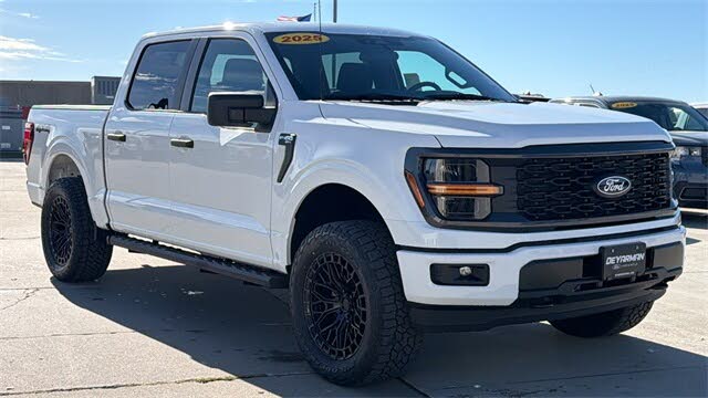 2025 Ford F-150 STX 4dr SuperCrew 4WD