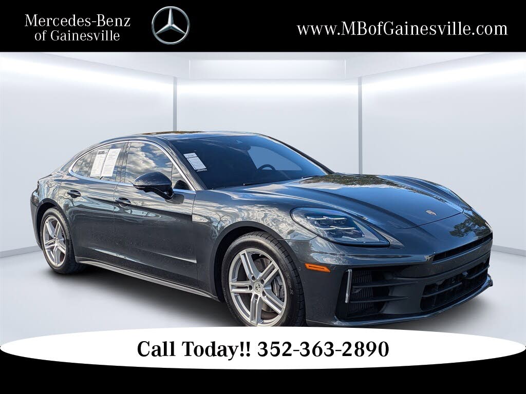 2025 Porsche Panamera 4 AWD