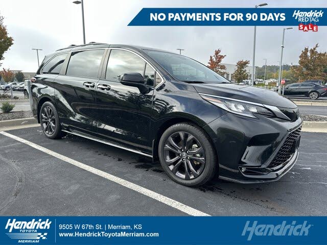 2023 Toyota Sienna XSE 7-Passenger FWD