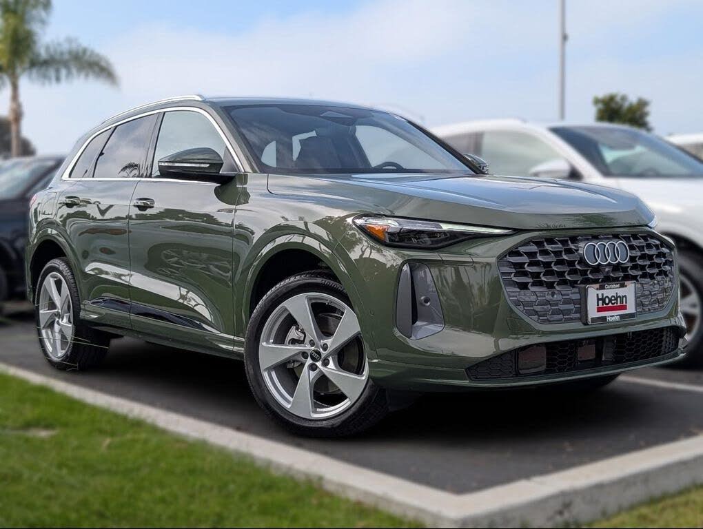 2025 Audi Q5 quattro Premium Plus 40 TFSI