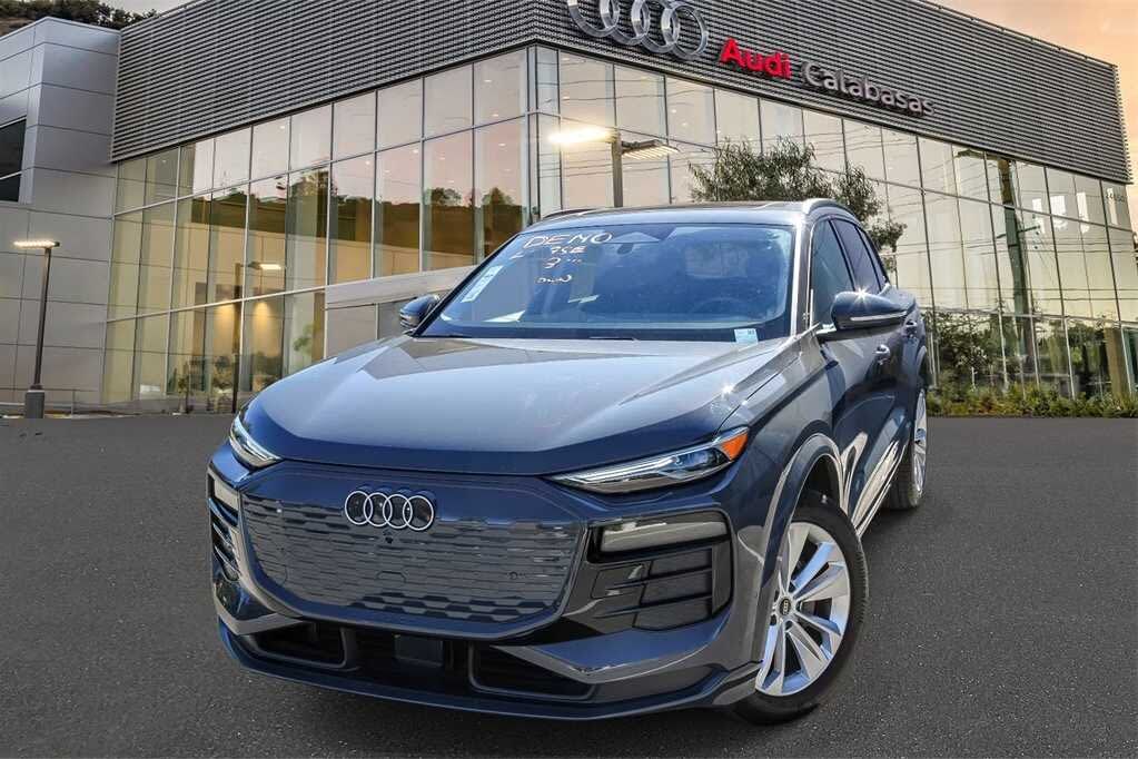 2025 Audi Q6 e-tron Premium RWD