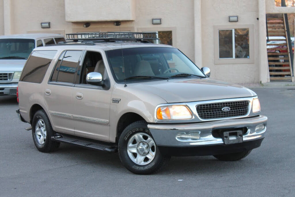 1998 Ford Expedition 4 Dr XLT SUV