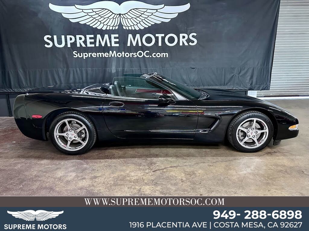 2004 Chevrolet Corvette Convertible RWD