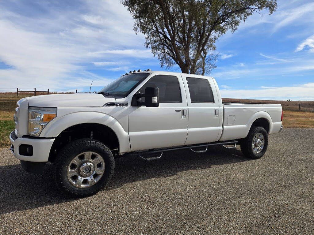 2015 Ford F-350 Super Duty Lariat Crew Cab LB 4WD