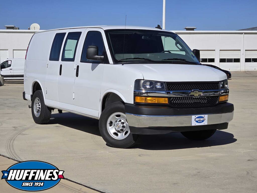 2024 Chevrolet Express Cargo 2500 RWD