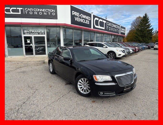 Chrysler 300 Touring RWD 2013