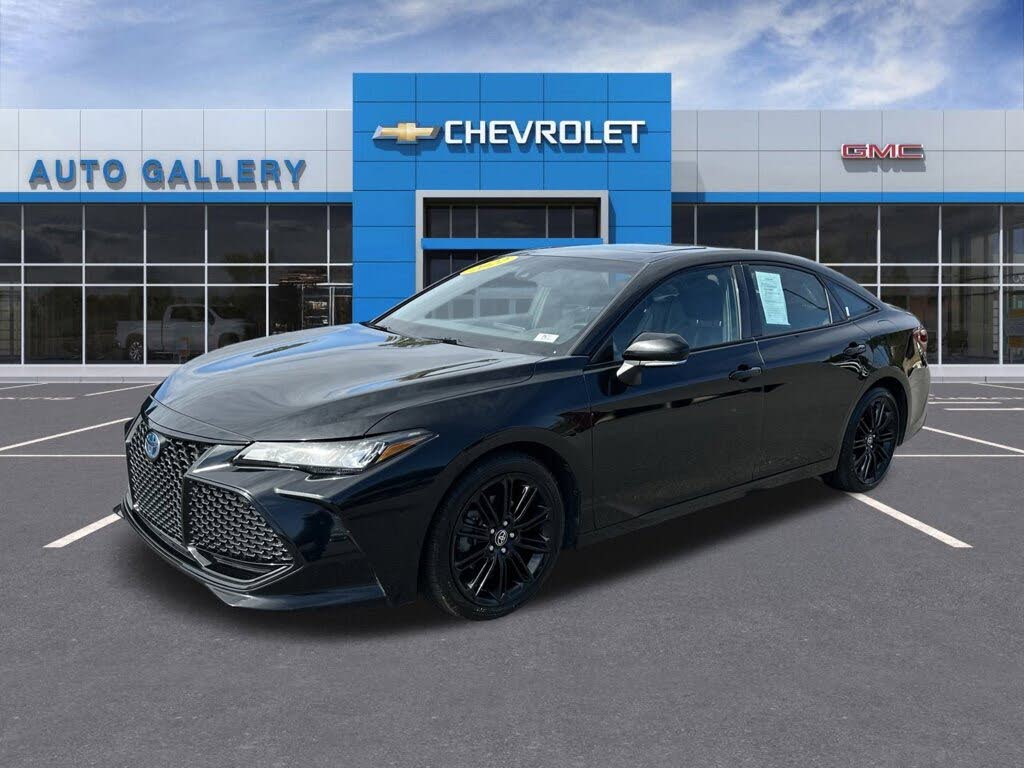 2022 Toyota Avalon Hybrid XSE Nightshade FWD