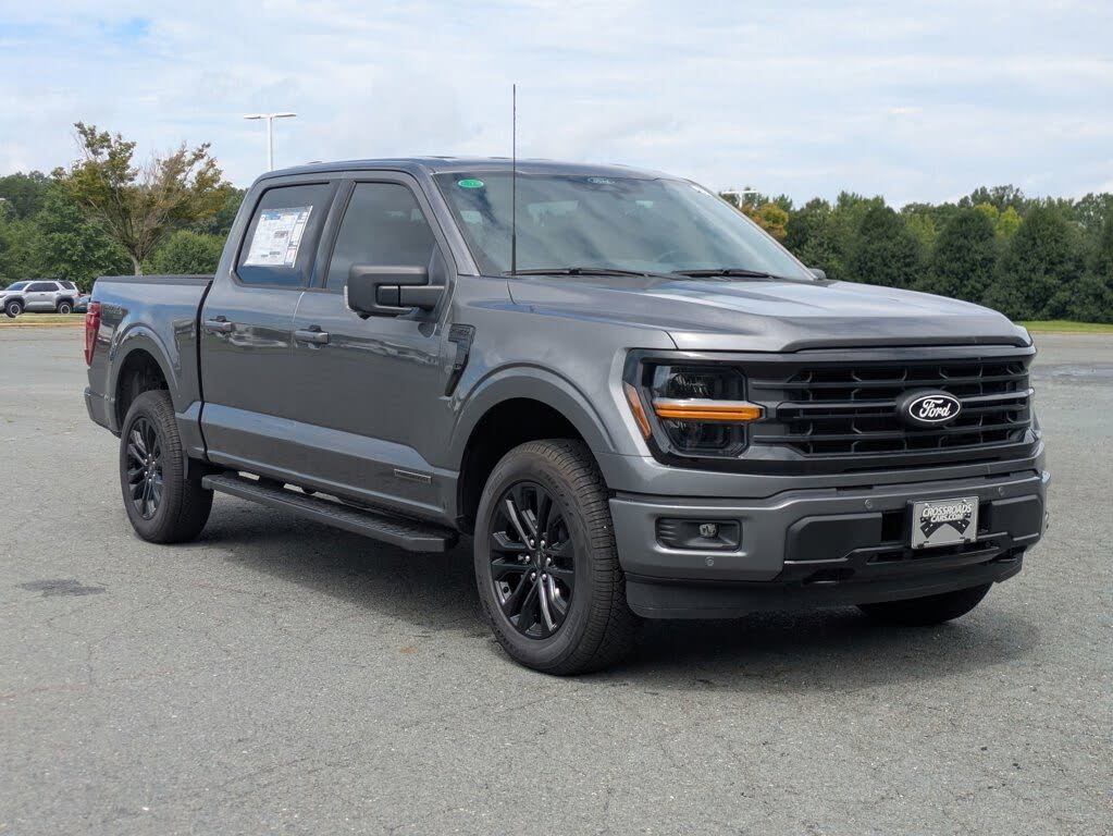 2025 Ford F-150 XLT SuperCrew 4WD