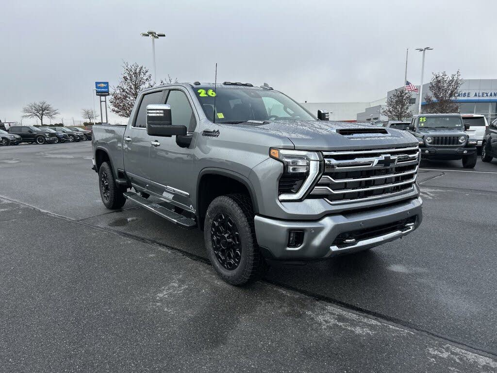 2026 Chevrolet Silverado 3500HD High Country Crew Cab 4WD
