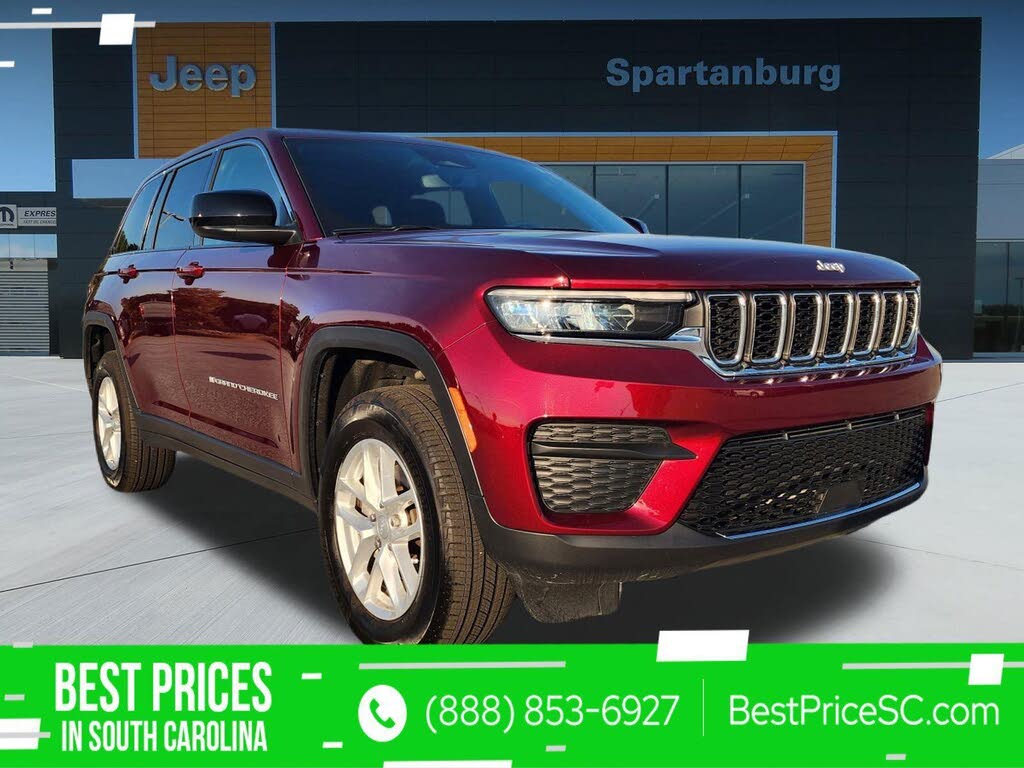 2024 Jeep Grand Cherokee Laredo X 4WD