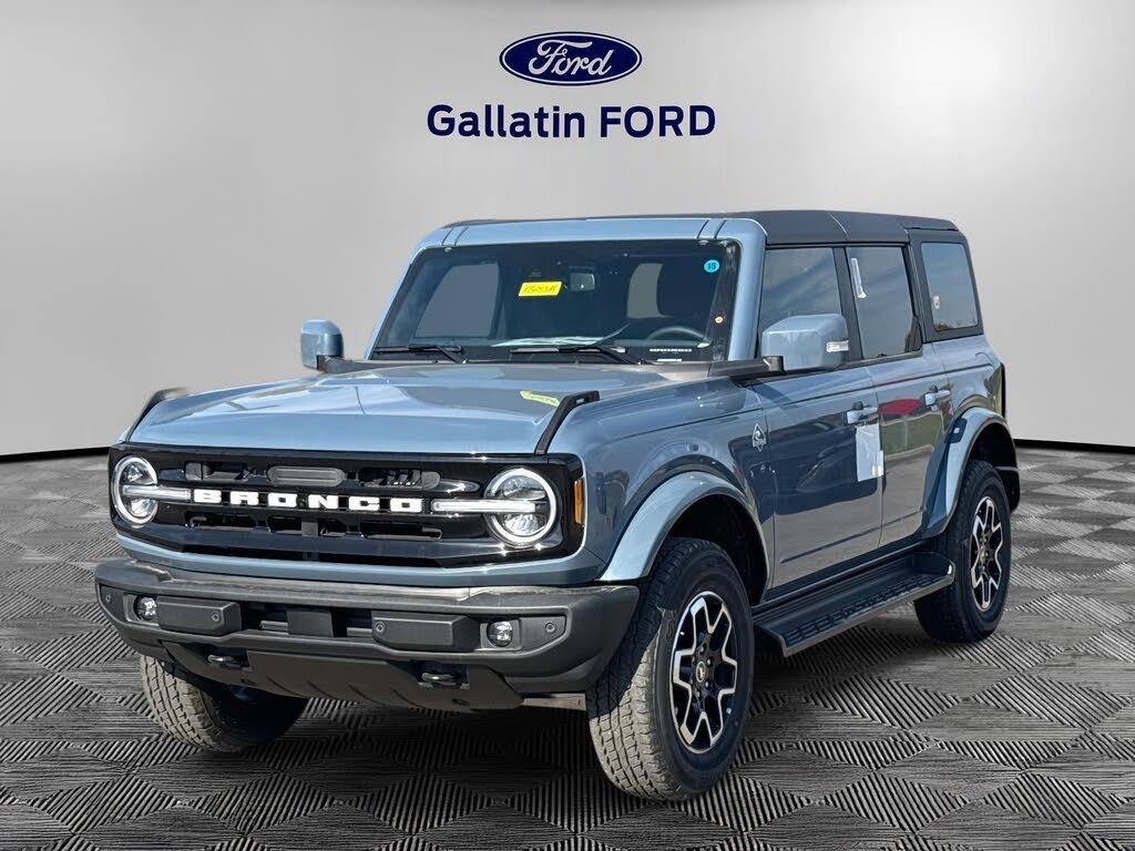 2025 Ford Bronco Outer Banks 4-Door 4WD