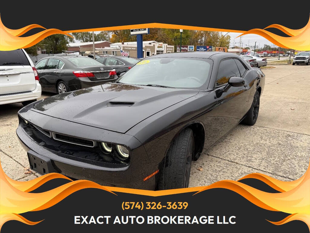 2016 Dodge Challenger SXT RWD