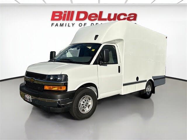 2025 Chevrolet Express Chassis 3500 Cutaway 139