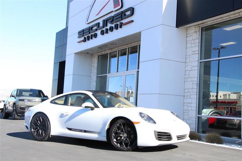 2017 Porsche 911 Carrera Coupe RWD