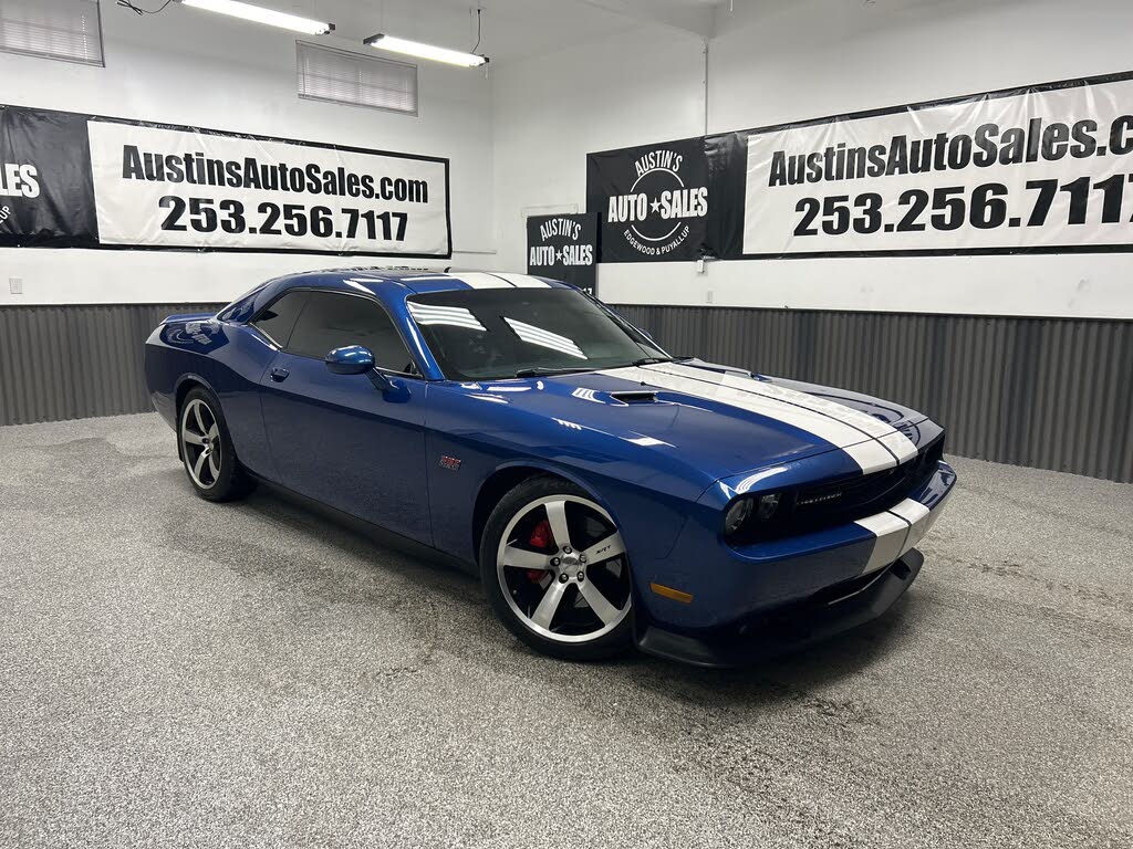 2011 Dodge Challenger SRT8 392 RWD
