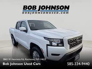 Nissan Frontier SV Crew Cab 4WD