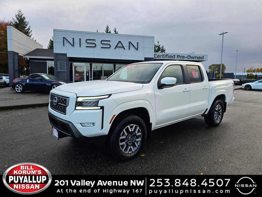 2024 Nissan Frontier SL 4dr Crew Cab 4WD