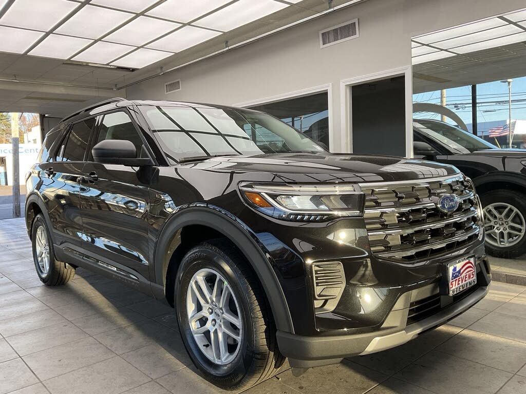 2026 Ford Explorer Active AWD