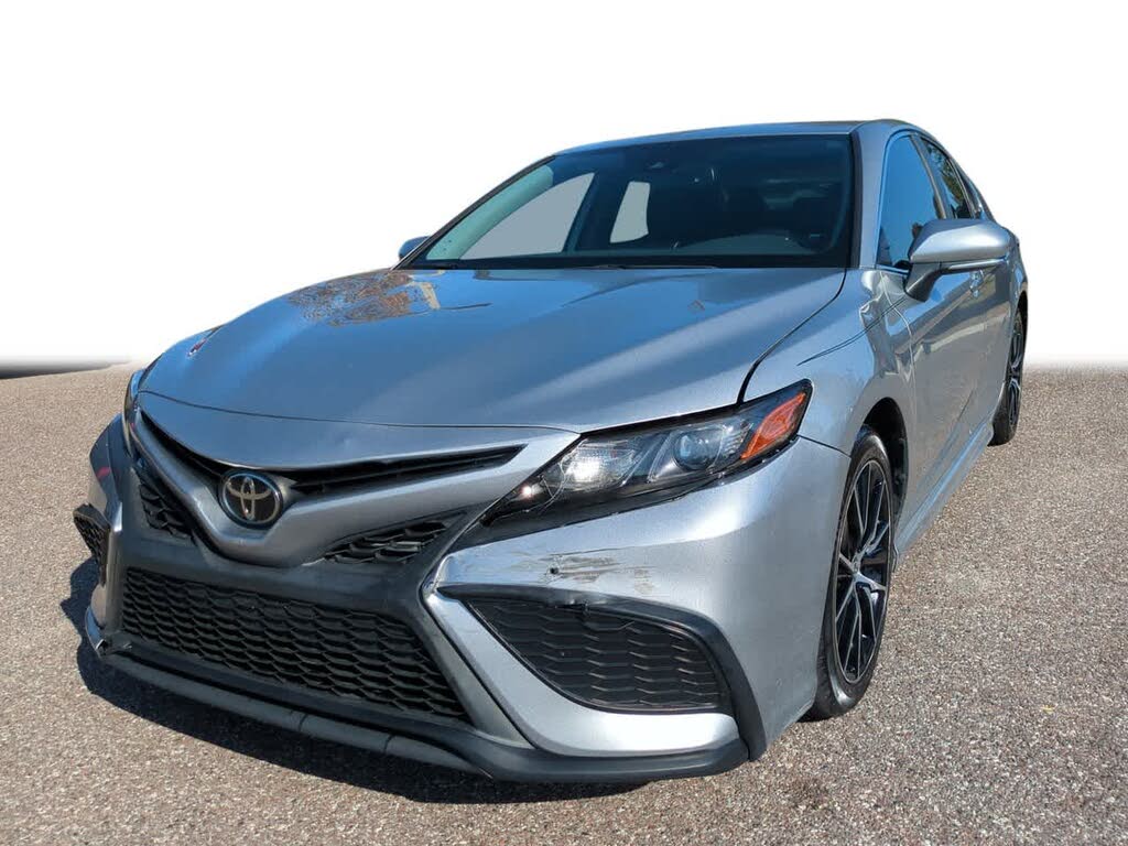 2022 Toyota Camry SE FWD