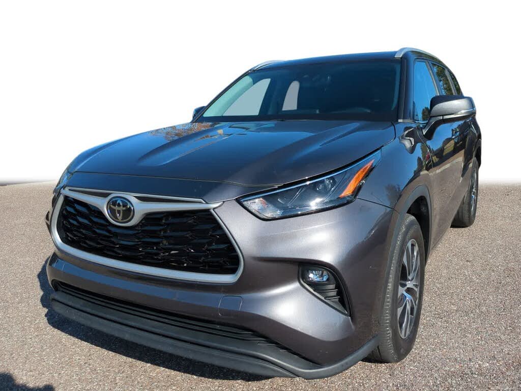 2023 Toyota Highlander L FWD