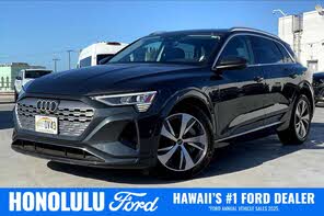 Audi Q8 e-tron quattro Premium Plus AWD