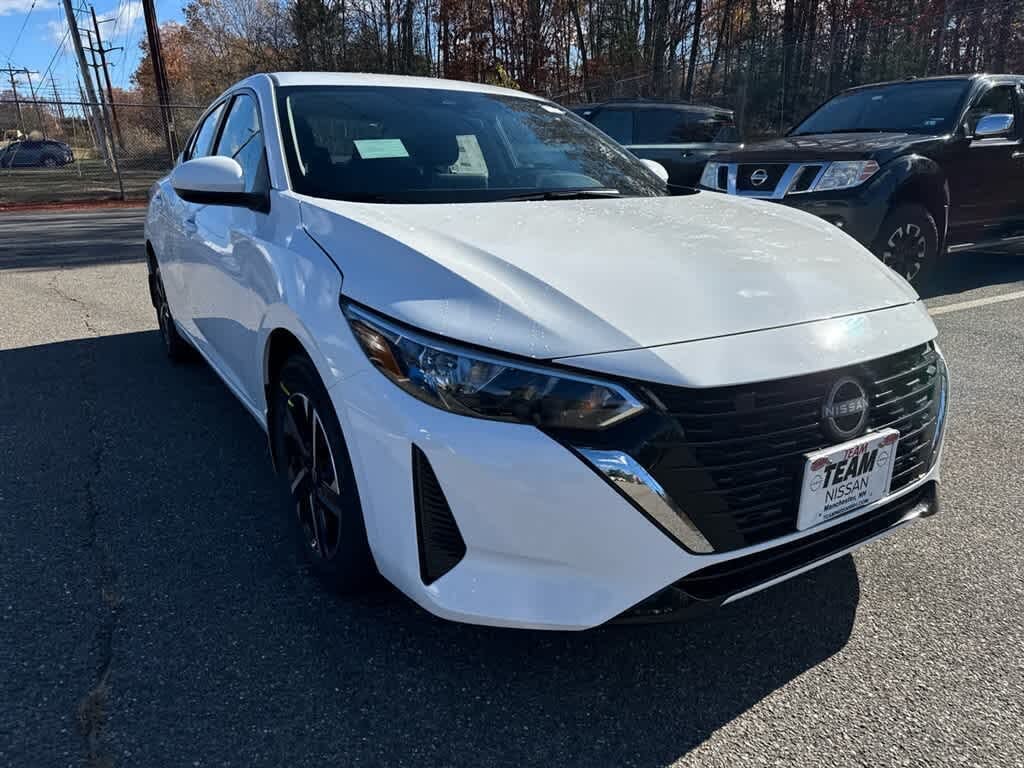 2025 Nissan Sentra SV FWD