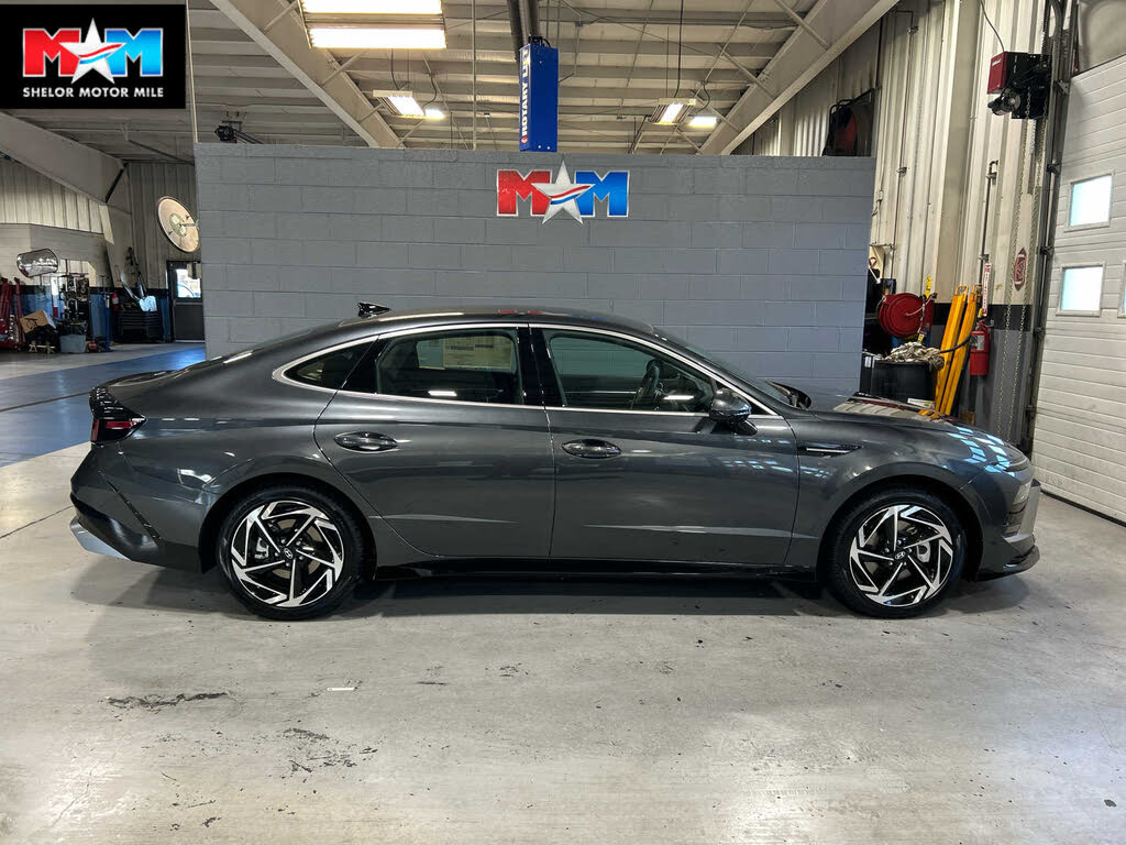 2026 Hyundai Sonata SEL Sport FWD