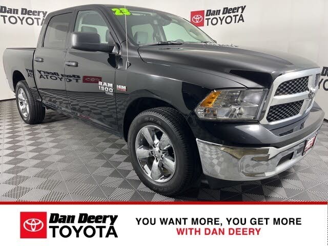 2023 RAM 1500 Classic SLT Crew Cab 4WD