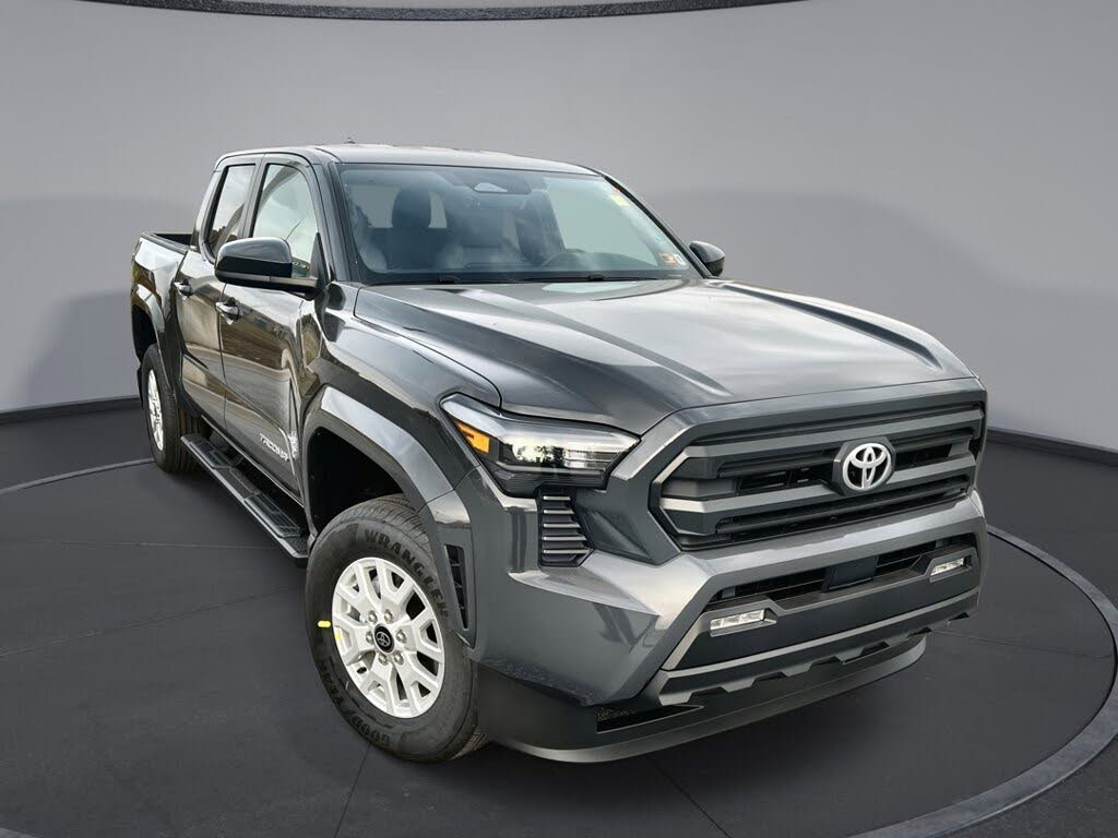 2025 Toyota Tacoma SR5 Double Cab 4WD